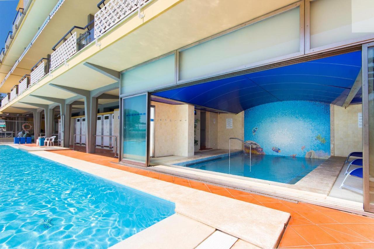 Hotel Bellevue Et Mediterranée Diano Marina Buitenkant foto